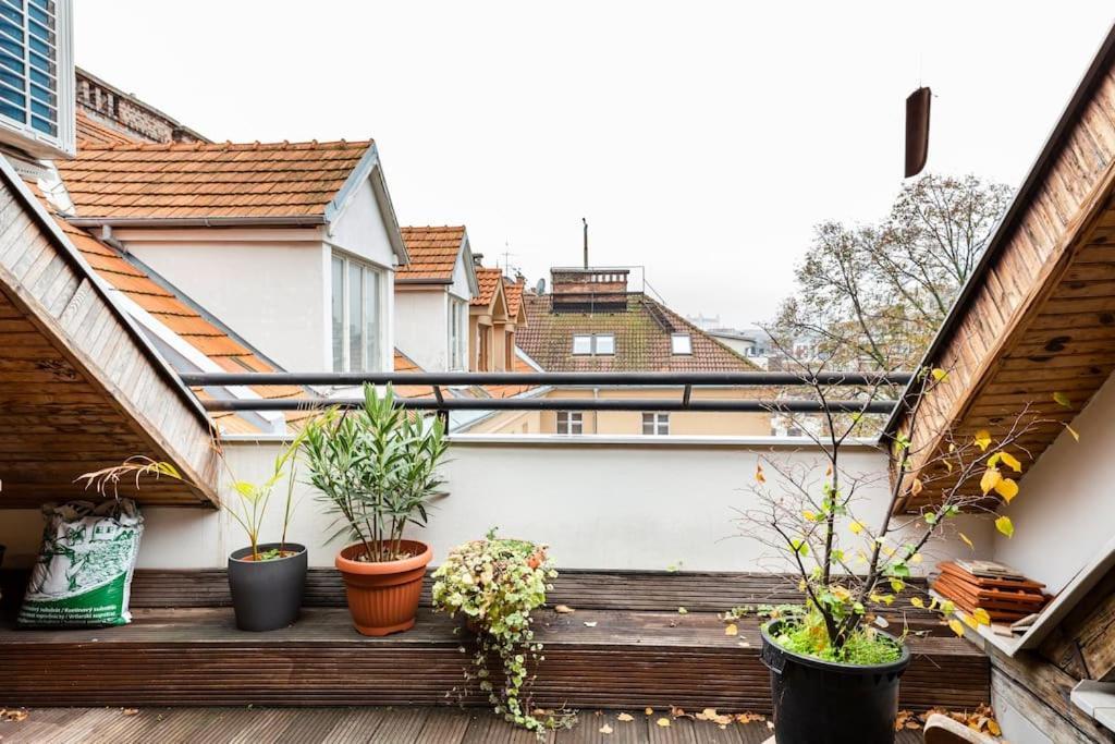 Rooftop 180M2 Loft With Private Sauna, 布拉迪斯拉发 外观 照片