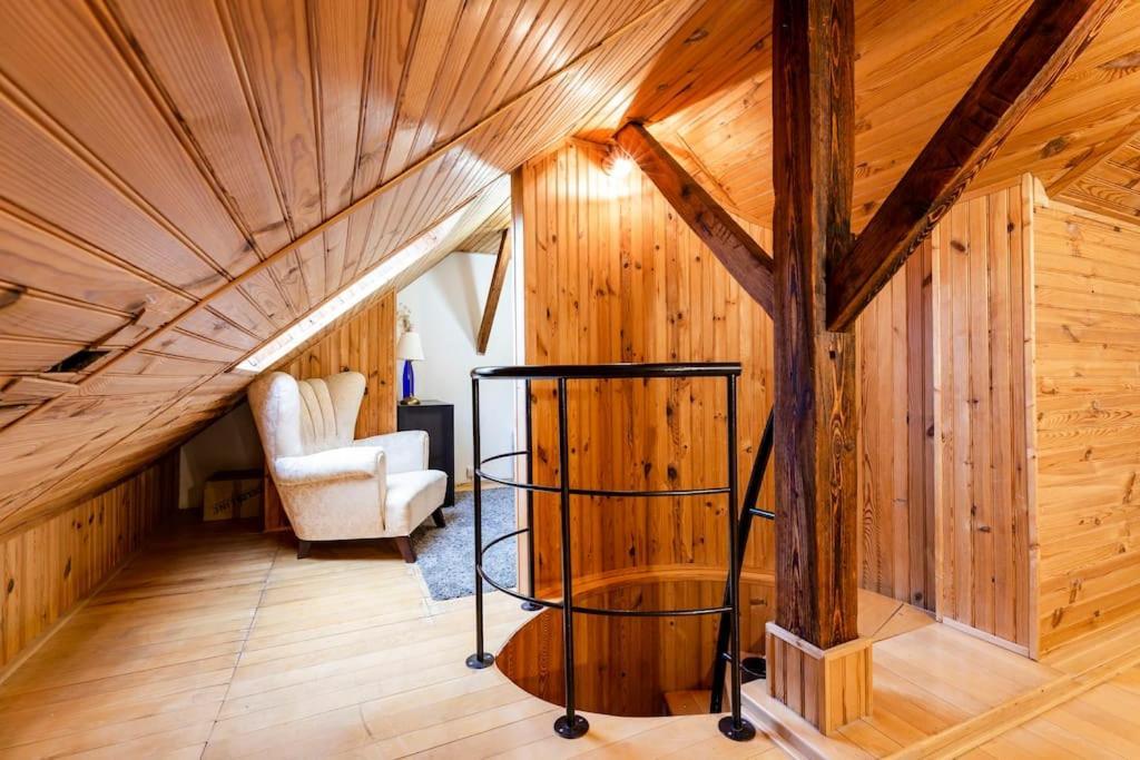 Rooftop 180M2 Loft With Private Sauna, 布拉迪斯拉发 外观 照片