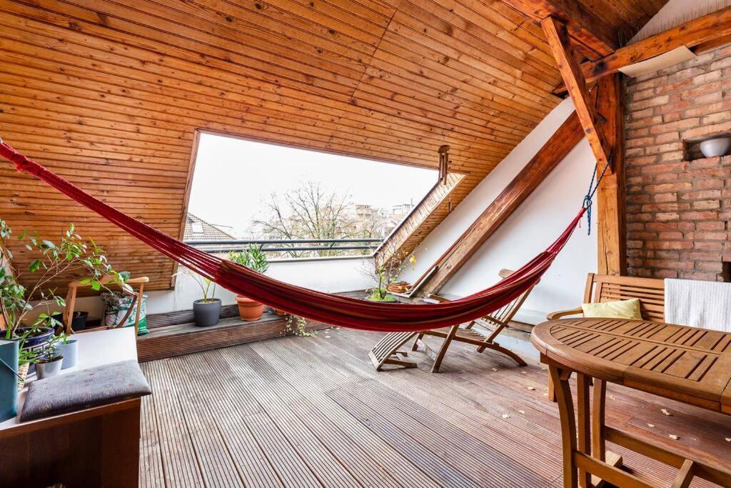 Rooftop 180M2 Loft With Private Sauna, 布拉迪斯拉发 外观 照片